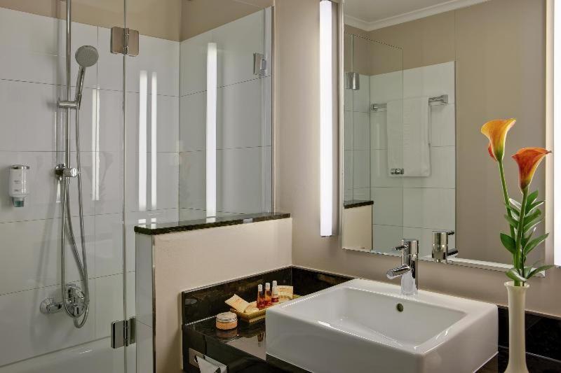 Steigenberger Dortmund Hotell Rum bild